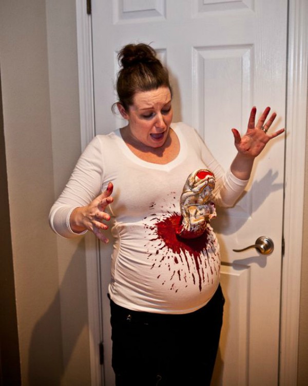 13 Cool and Clever Pregnancy Halloween Costumes 13 Cool and Clever Pregnancy Halloween Costumes