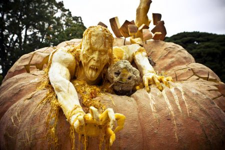 Mind Blowing Fruit Carvings