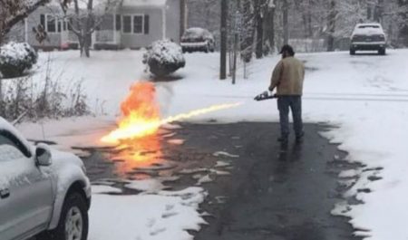 flamethrower-snow-removal
