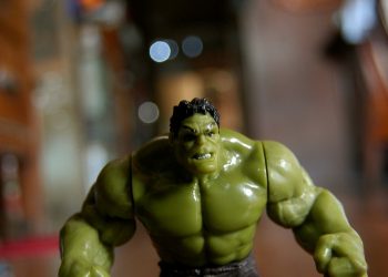 The Hulk Smashes Donald Trump’s Hollywood Walk of Fame Star