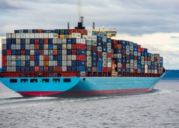 Freighter Accidentally Drops 1800 Containers into the Pacific
