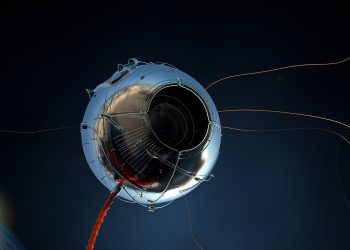 Harvard Professor: Space Garbage is Proof of Alien Civilization