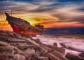 Stranded Sailor Spent 4 Years Alone on Abandoned Ship