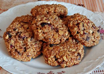 Eat These For National Oatmeal Cookie Day