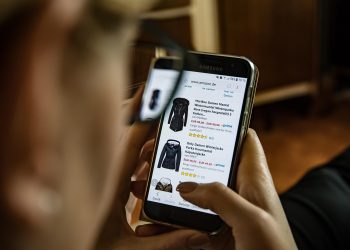 Fake Shopping Apps Where You Buy Nothing Gain Popularity in South Korea