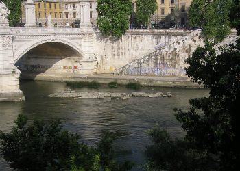 Italy’s Drought Reveals Emperor Nero’s (Mad Uncle’s) Bridge from Underwater