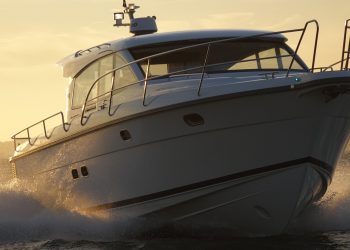 Police Bust Drug Boat, Keep the Cocaine, Release the Smugglers Without Charge