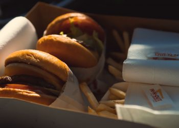 Online Delivery Black Market for In-N-Out Burgers is Growing in California
