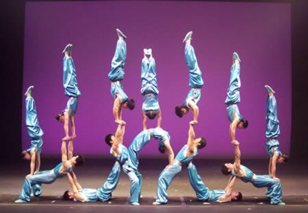 acrobatic gymnastics acrobatics oddee gymnasts most extreme