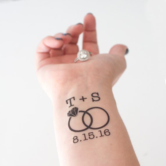 12 Coolest Wedding Ring Tattoo Designs - Oddee
