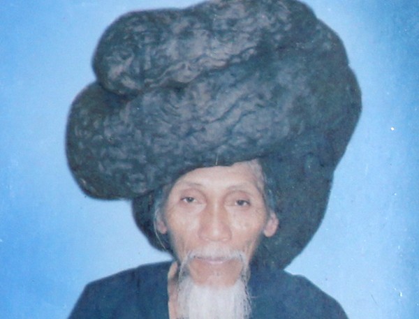 World's Most Amazing Real Life Rapunzels - long hair, world record