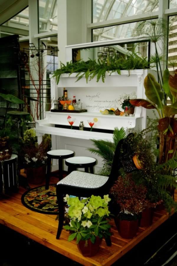 10 Most Amazing Home Bars - Oddee