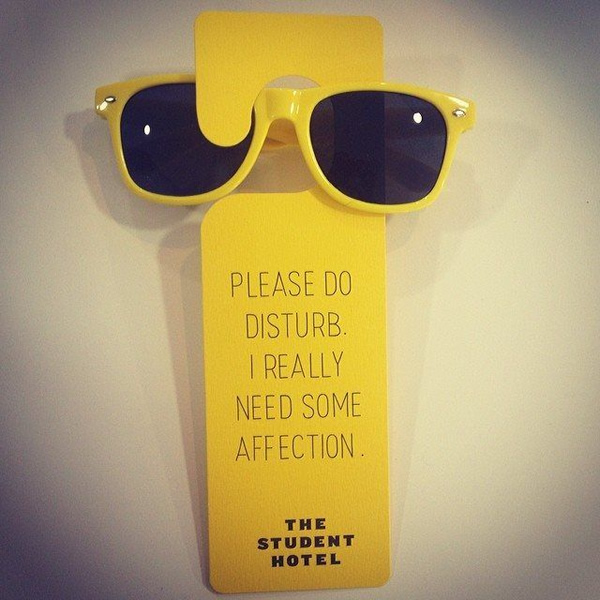 Cool Door Hangers do not disturb: 15 more creative hotel door hangers - oddee Cool Door Hangers do not disturb: 15 more creative hotel door hangers - oddee