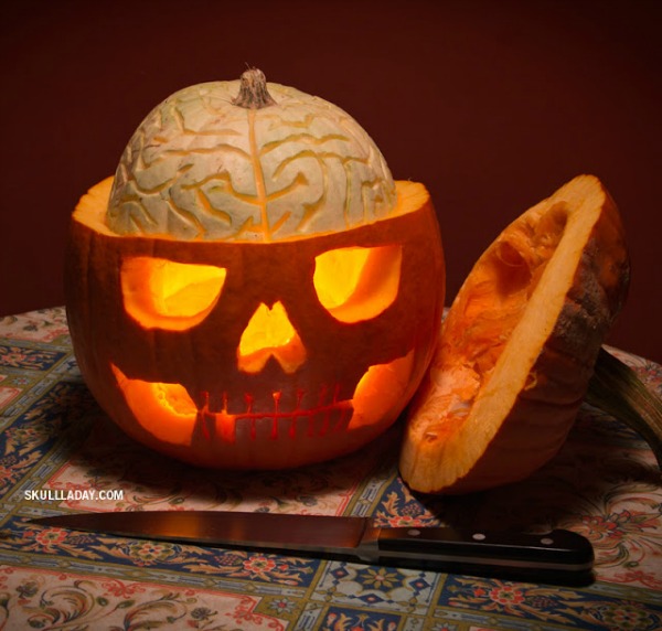 16 Clever Pumpkin Carving Ideas Pumpkins Halloween Art Decoration 16-clever-pumpkin-carving-ideas-pumpkins-halloween-art-decoration