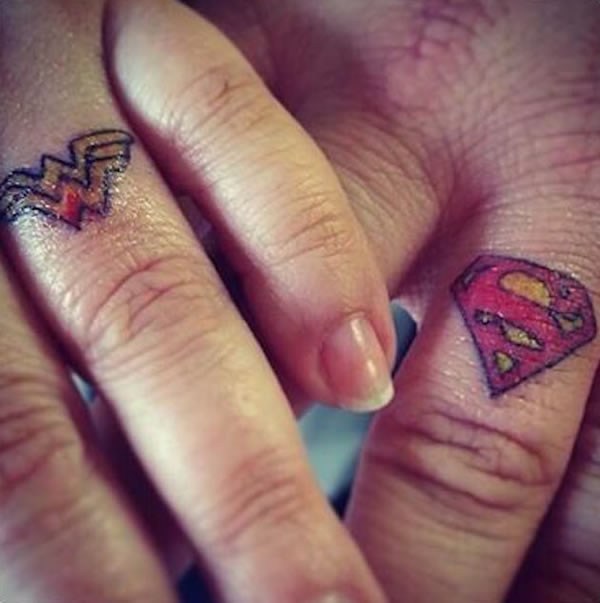 15 Coolest Engagement Ring Tattoos - Oddee