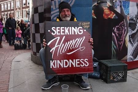 9 Creative & Heartwarming Ideas for Helping the Homeless ...